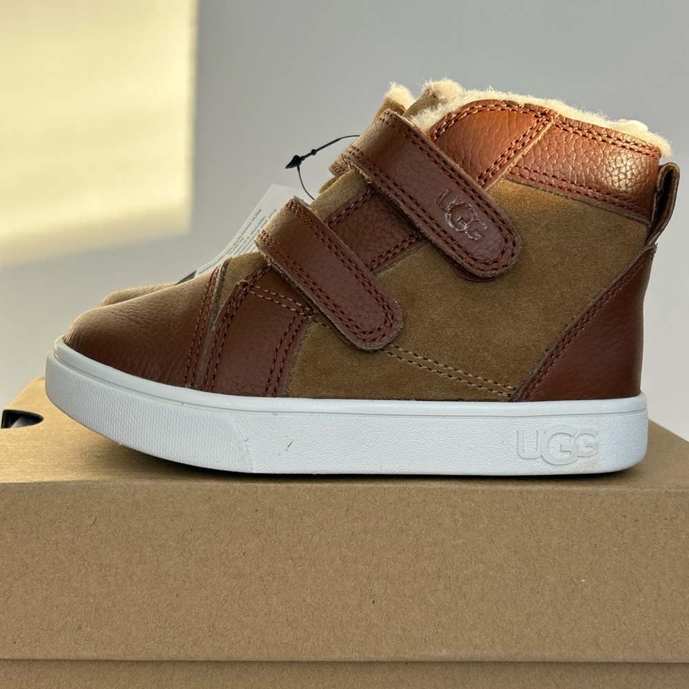 NWT Kids UGG shoes size Toddler 10 - Picture 9 of 14